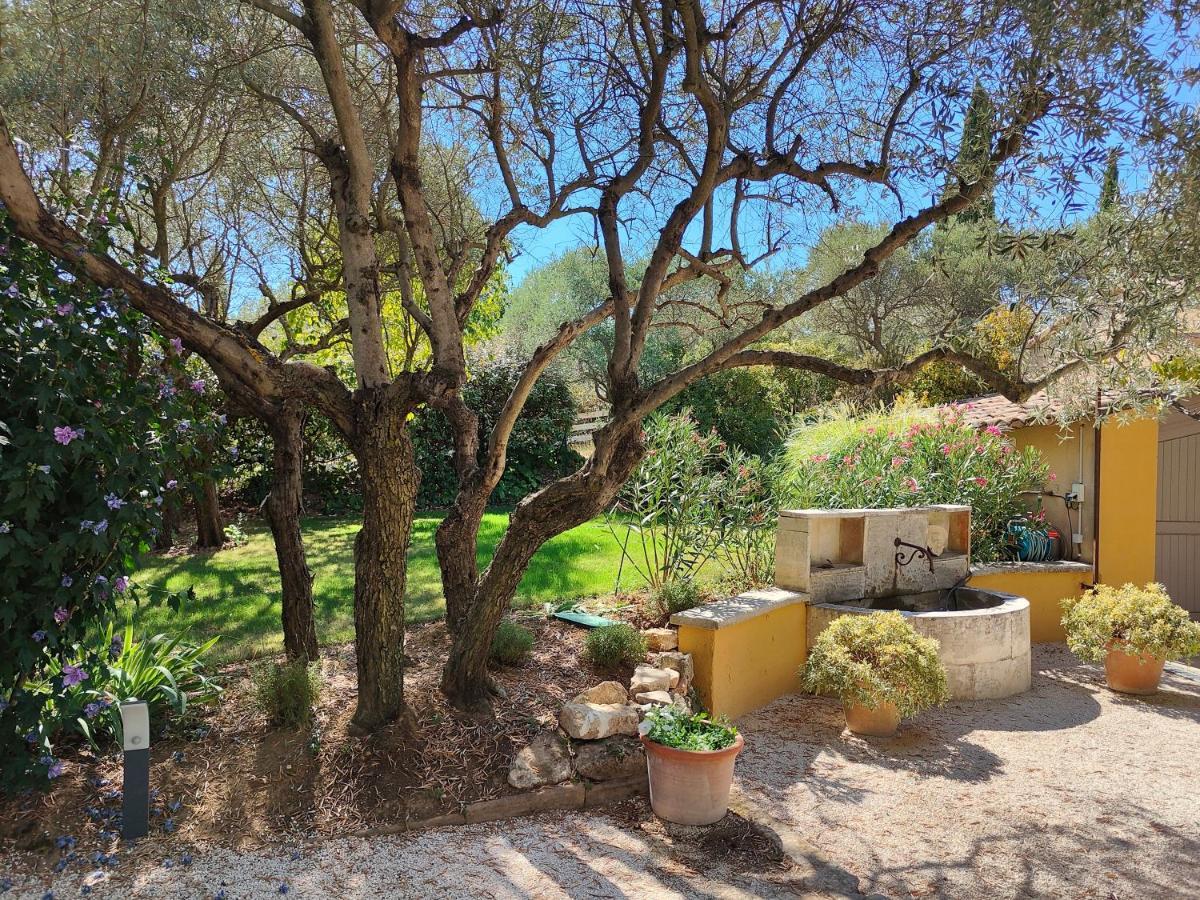Roussillon en Isere Le Chant Du Coeur מראה חיצוני תמונה
